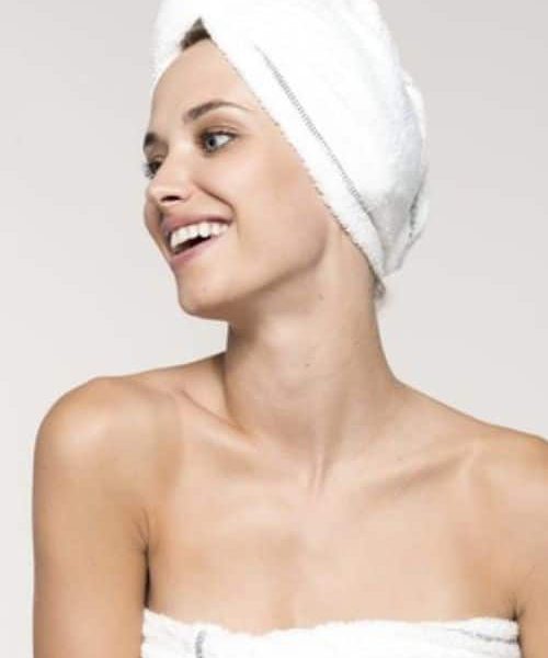 serviette sèche-cheveux